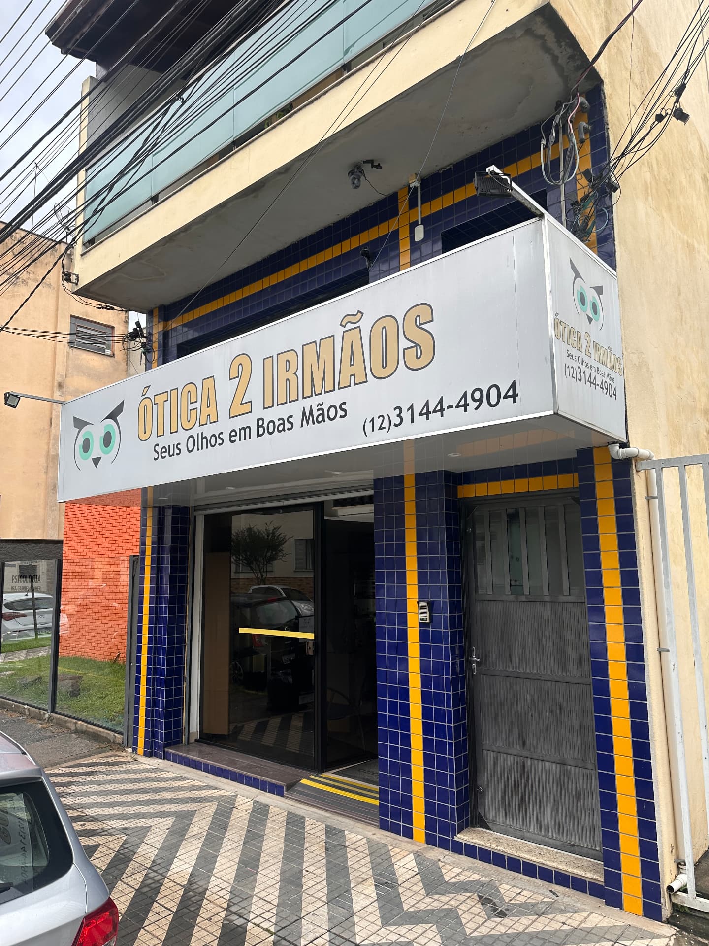 Fachada da unidade Matriz — Centro da Ótica 2 Irmãos